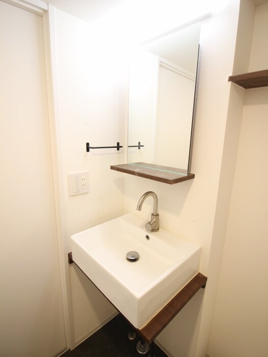 物件内観写真14　(洗面)