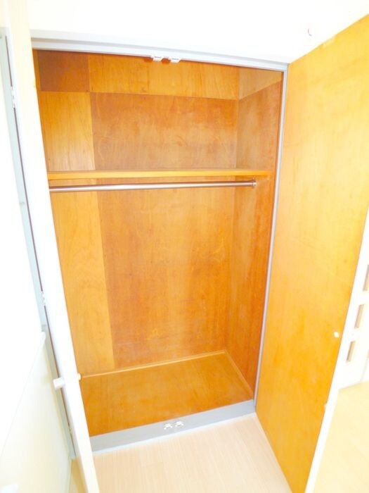 物件内観写真5　(収納)