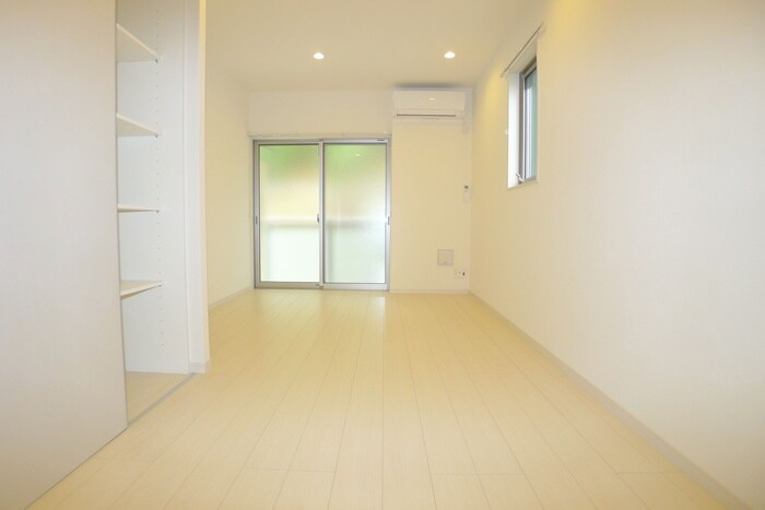 物件内観写真13　(居室)