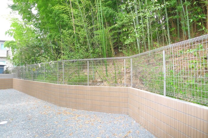 物件内観写真16　(室内からの展望)