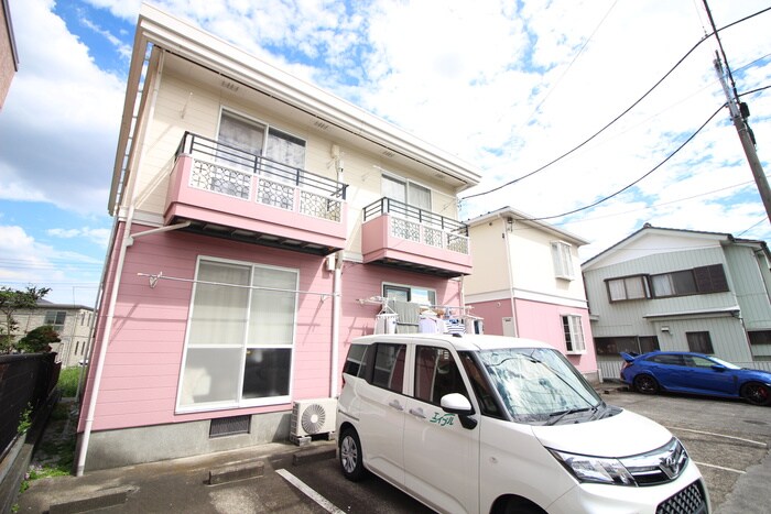 物件外観写真4　(エントランス部分)