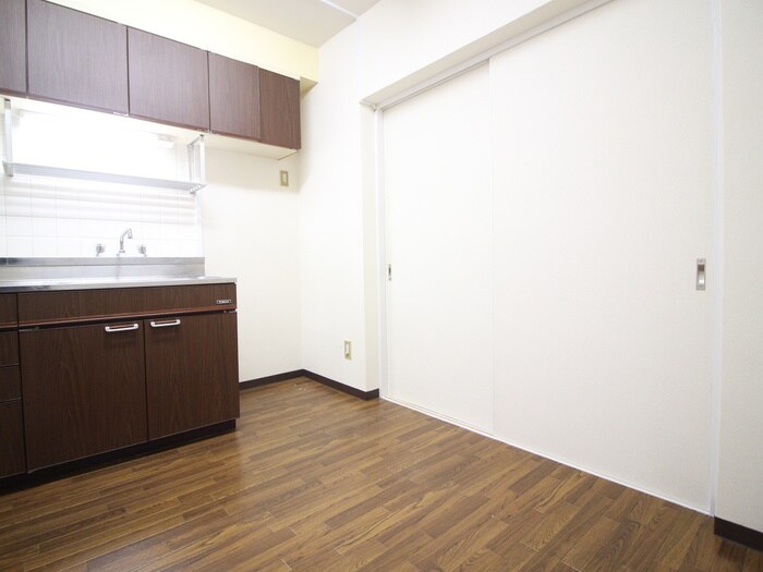 物件内観写真15　(居室)