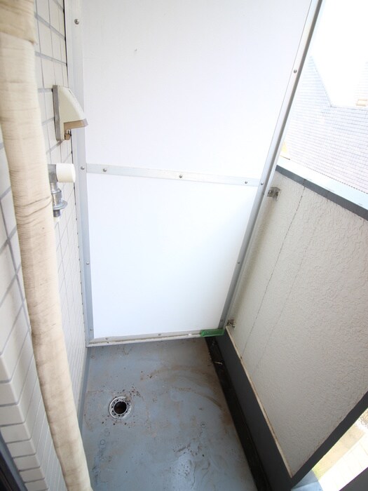 物件内観写真21　(洗濯機置場)