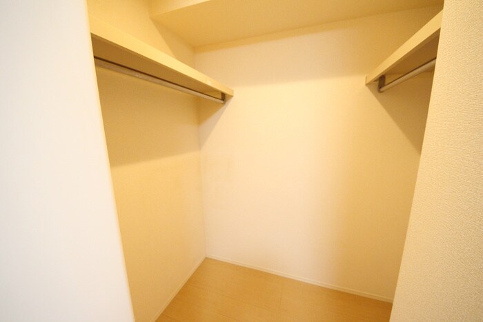 物件内観写真15　(収納)