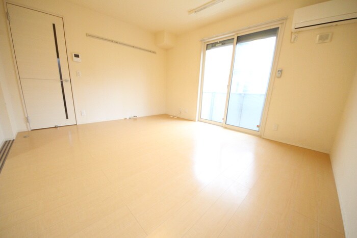 物件内観写真21　(居室)