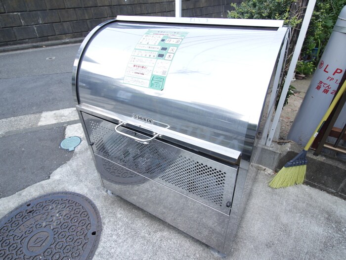 物件外観写真3　(建物設備)