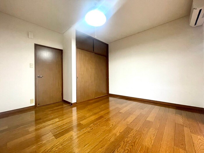 ラセ－ル2番館の居室