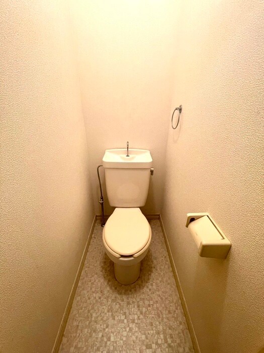 物件内観写真13　(トイレ)