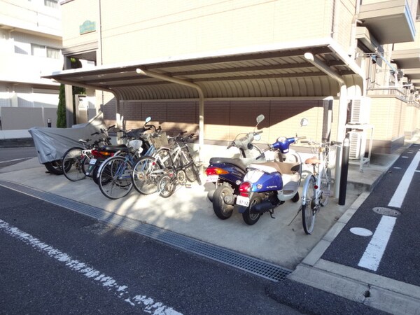 駐輪場
