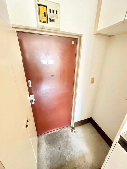 物件内観写真22　(玄関)