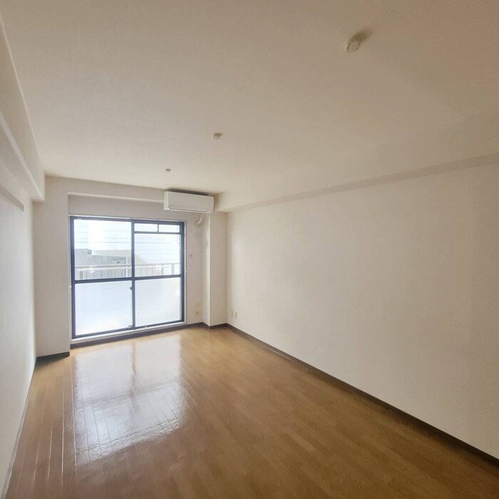 物件内観写真4　(居室)