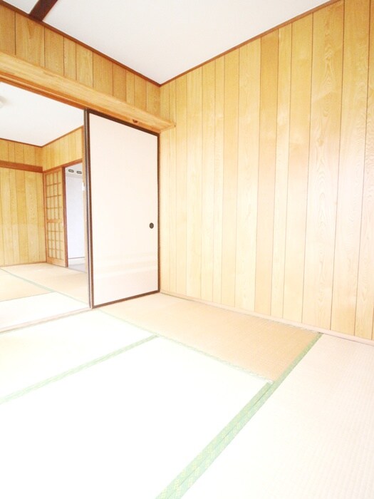 物件内観写真9　(居室)