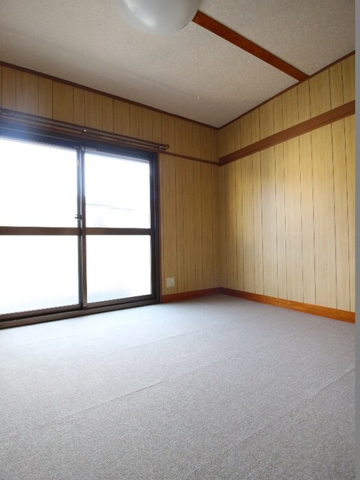 物件内観写真9　(居室)