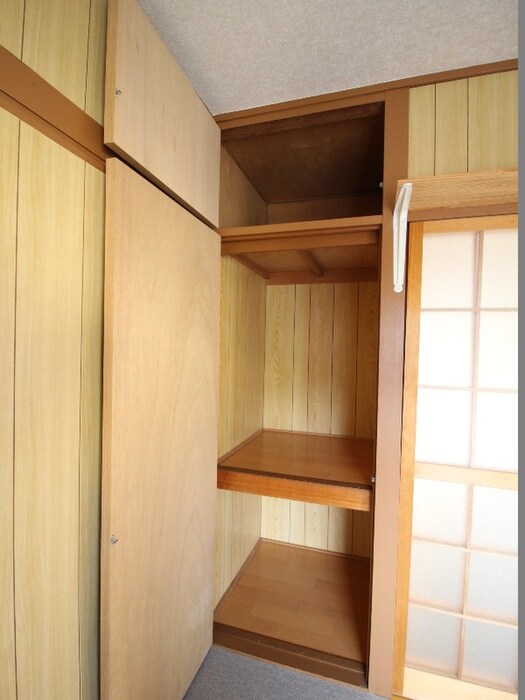物件内観写真10　(収納)
