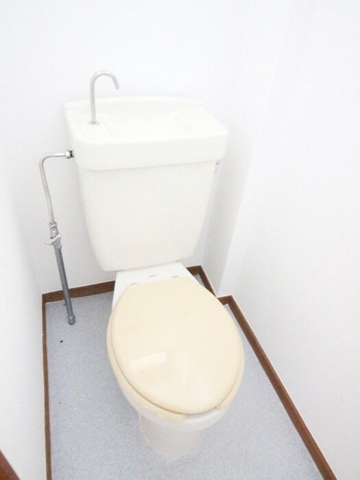 物件内観写真12　(トイレ)