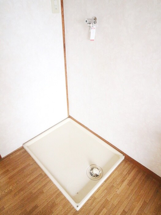 物件内観写真19　(洗濯機置場)