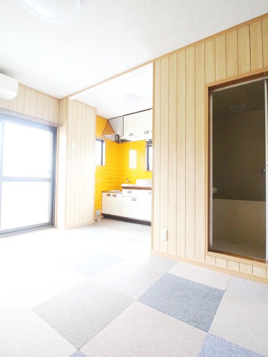 物件内観写真21　(居室)