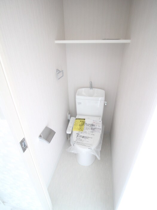 物件内観写真9　(トイレ)