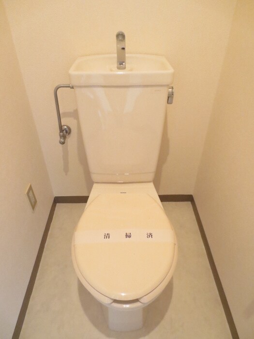 物件内観写真12　(トイレ)