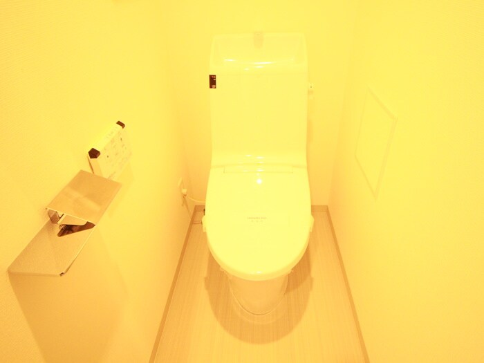 物件内観写真12　(トイレ)