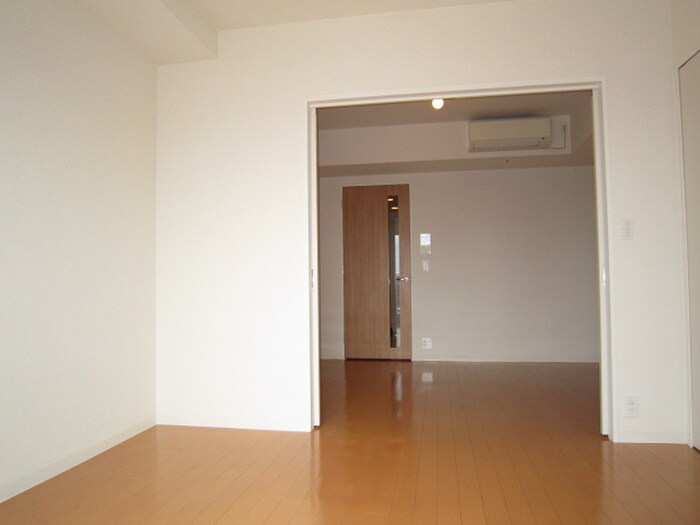 物件内観写真12　(居室)