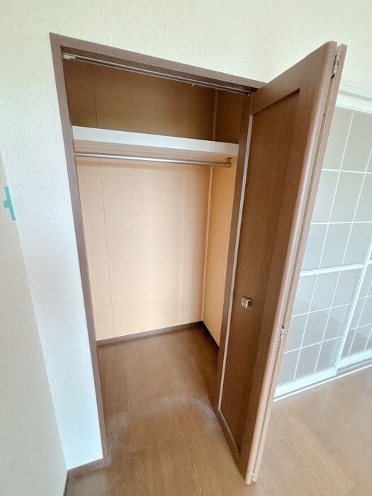 物件内観写真10　(収納)