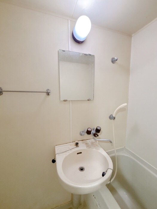 物件内観写真13　(洗面)