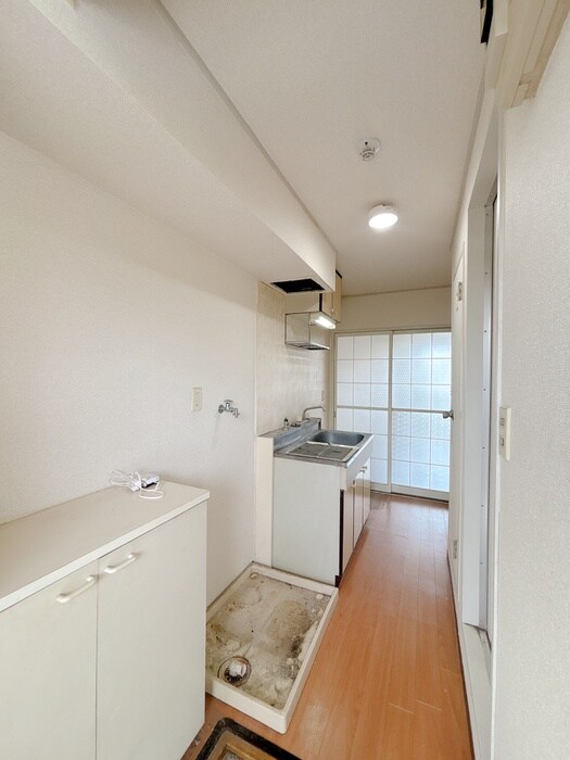 物件内観写真16　(廊下)