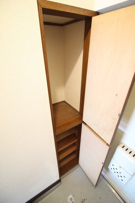 物件内観写真18　(収納)