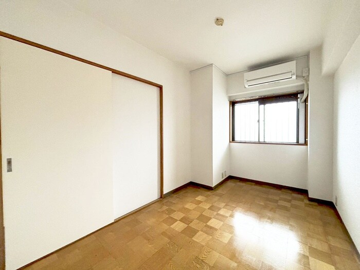 物件内観写真5　(居室)