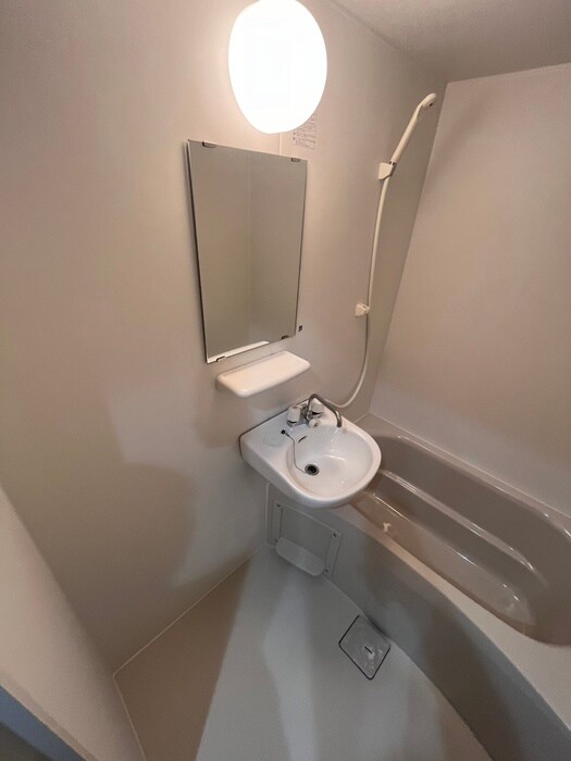 物件内観写真10　(洗面)