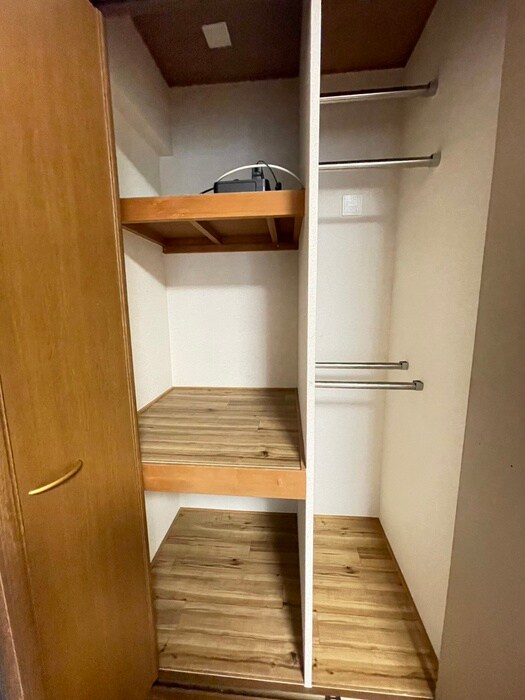 物件内観写真9　(収納)