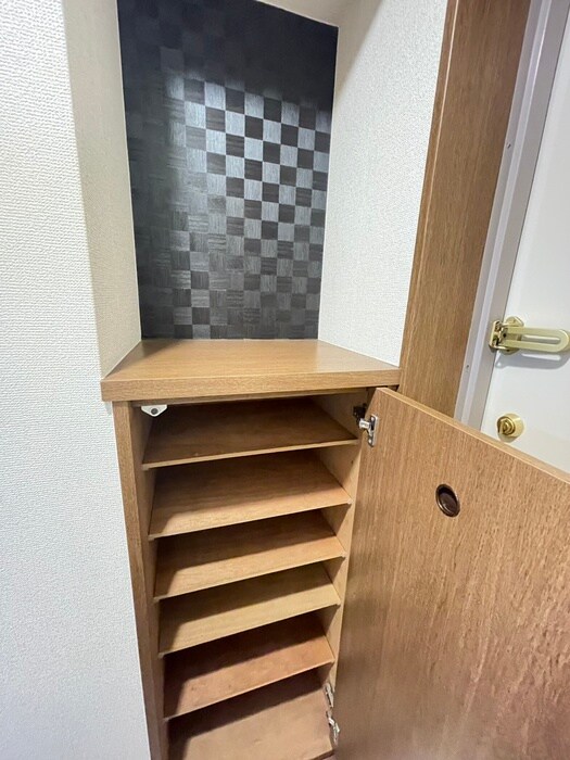 物件内観写真14　(靴箱)