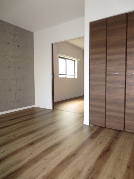 物件内観写真8　(居室)