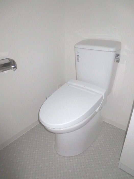 物件内観写真16　(トイレ)