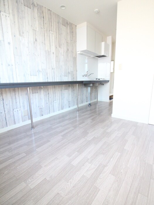 物件内観写真9　(居室)