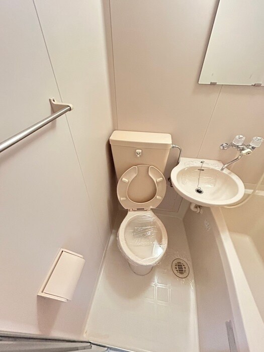 物件内観写真13　(トイレ)