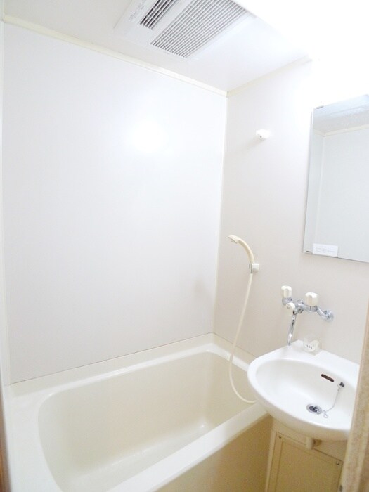 物件内観写真10　(バス／シャワールーム等)