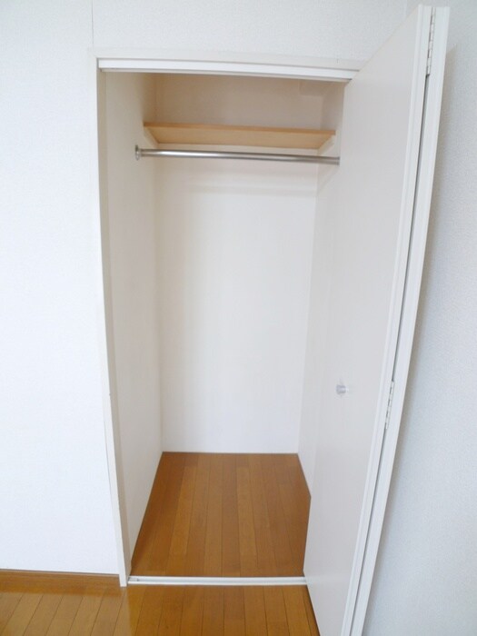 物件内観写真13　(収納)