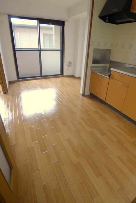 物件内観写真6　(居室)