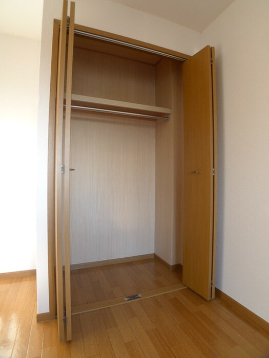物件内観写真8　(収納)