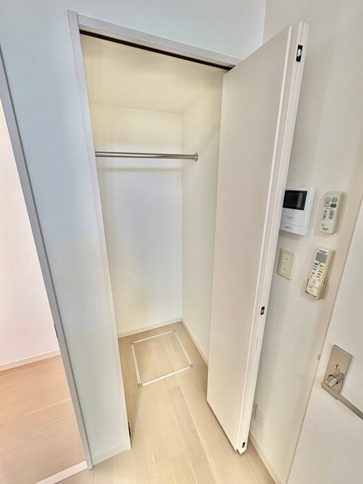 物件内観写真12　(収納)