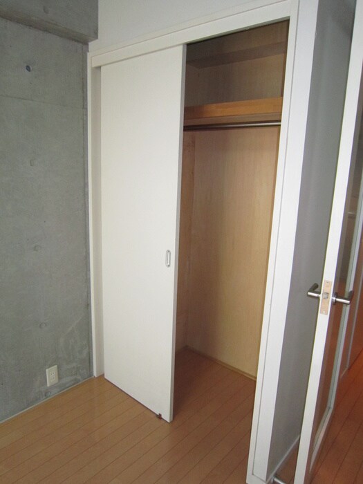 物件内観写真15　(収納)