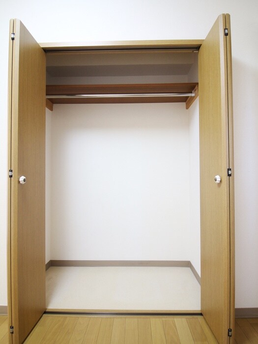 物件内観写真7　(収納)