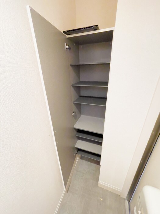 物件内観写真19　(靴箱)