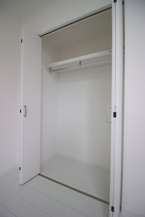 物件内観写真7　(収納)