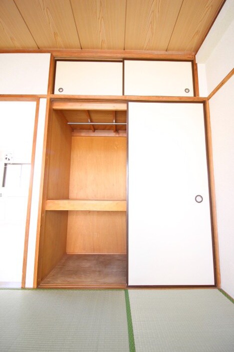 物件内観写真9　(収納)