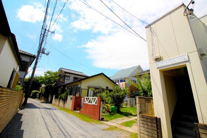 物件外観写真3　(周辺環境)