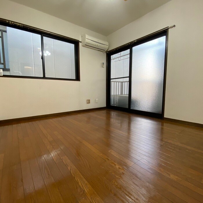 物件内観写真5　(居室)