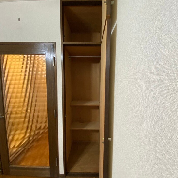 物件内観写真10　(収納)